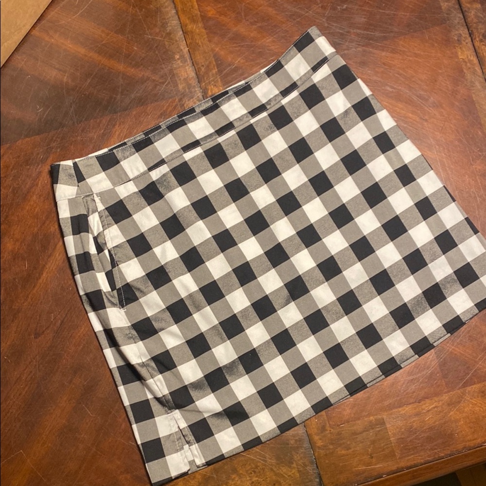 Chic Black and White Checkered Mini Skirt NWOT